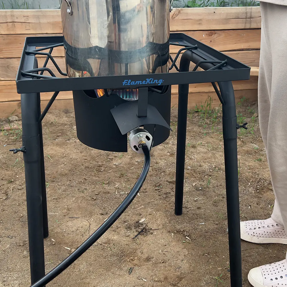 100,000 BTU Propane Gas Single Burner w/ legs - Master
