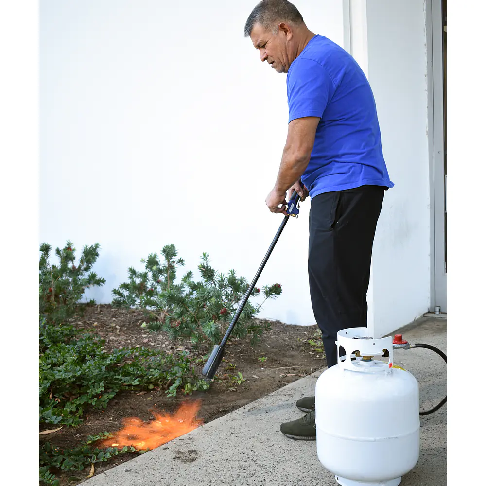 Heavy Duty 100,000 BTU Propane Torch Weed Burner w/ regulator - Master