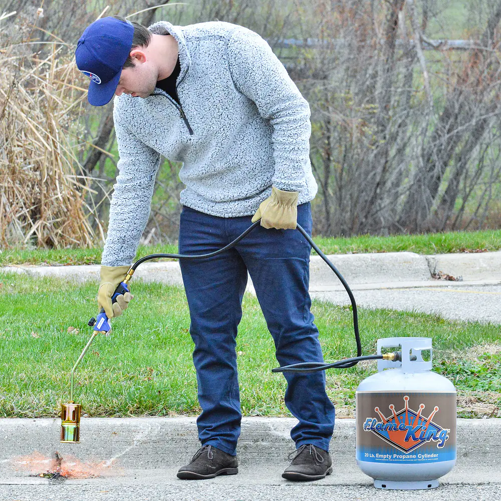 Propane Torch with Blast Trigger - 320,000 BTU - Master