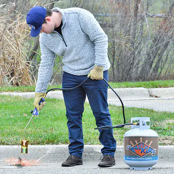 Propane Torch with Blast Trigger - 320,000 BTU - Master